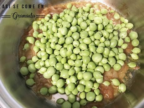 Risotto con guisantes y jamón