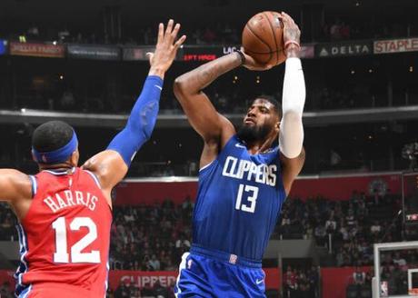 王者官网-连中14记3分！76人小将打破NBA纪录，快船4人砍102分主场险胜