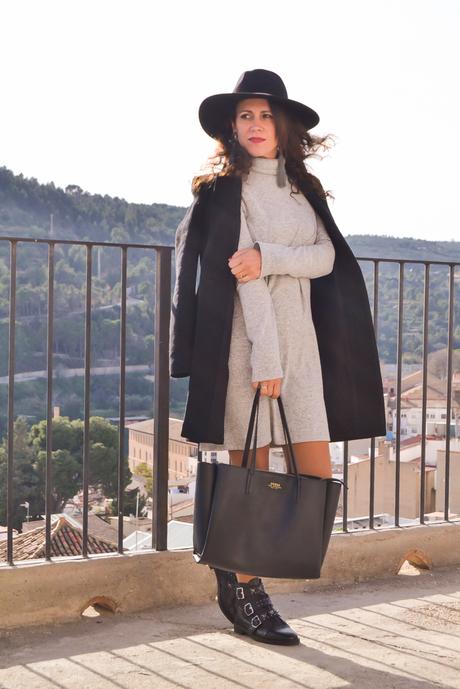 GRAT KNIT DRESS