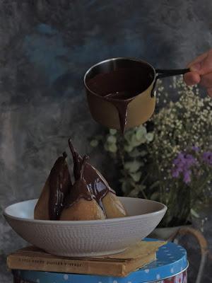 Peras enteras en almíbar