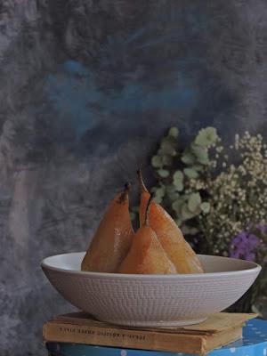 Peras enteras en almíbar