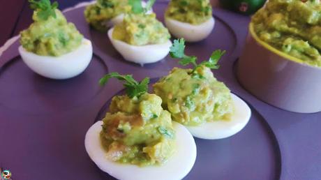 Huevos rellenos de atún Huevos rellenos de atún