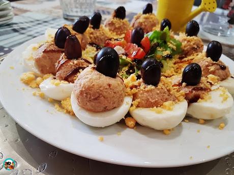 Huevos rellenos de atún Huevos rellenos de atún