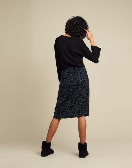 Cortas Faldas Cruzadas Con Botones