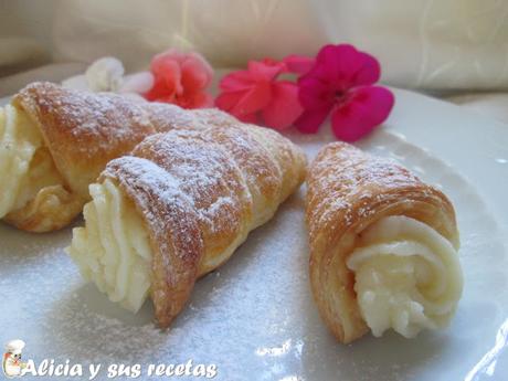 BARQUILLOS RELLENOS DE CREMA PASTELERA