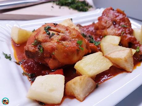 Muslito de pollo al chilindrón