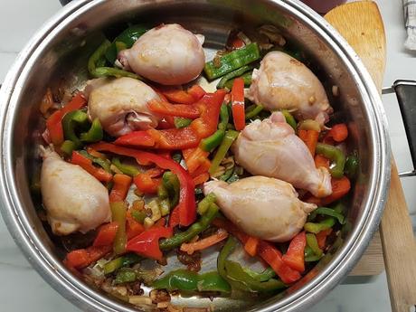 Muslito de pollo al chilindrón