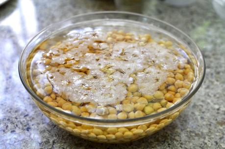 Potaje de garbanzos con chorizo y quinoa