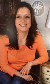 Top 3 AUTORAS poco conocidas que DEBES leer este 8M Top 3 AUTORAS poco conocidas que DEBES leer este 8M