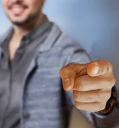 YO NO SOY TU VIOLADOR, SOY LA RESPUESTA A TU ERROR