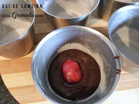 Coulant de chocolate y fresas