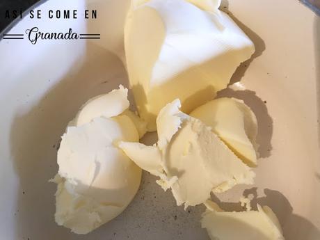 Coulant de chocolate y fresas