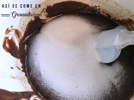 Coulant de chocolate y fresas