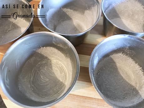 Coulant de chocolate y fresas