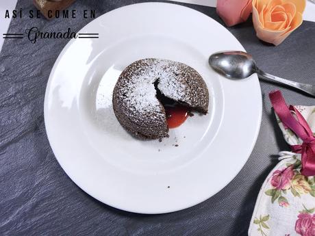 Coulant de chocolate y fresas