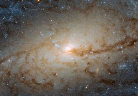 La galaxia espiral barrada NGC 3887 y el movimiento de las estrellas