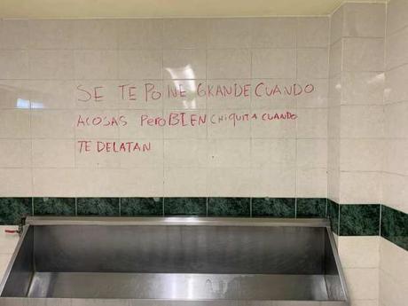 Denuncian a acosadores de la Facultad de Medicina de la UASLP