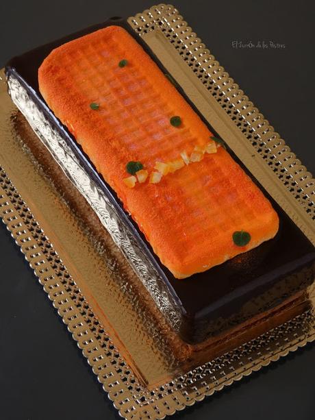 Pastel de Chocolate, Pacanas y Naranja