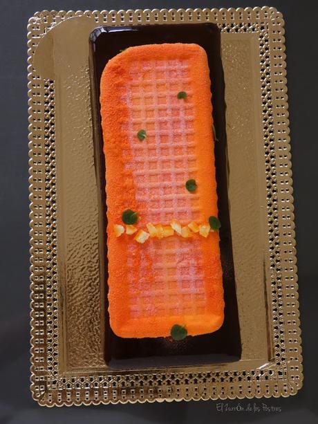 Pastel de Chocolate, Pacanas y Naranja