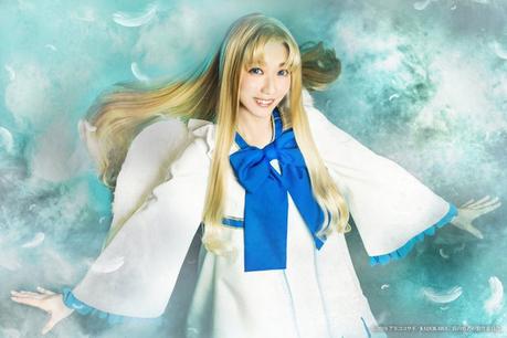 Nuevas artes visuales de la obra teatral ''Tate no Yuusha no Nariagari'', con el elenco principal