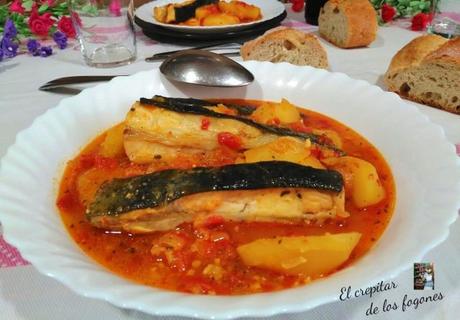 GUISO DE POTAS CON PATATAS Y GUISANTES