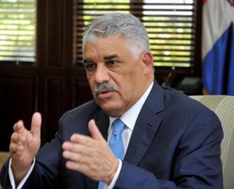 No se corresponde con la verdad, informe de EEUU, afirma canciller Miguel Vargas.