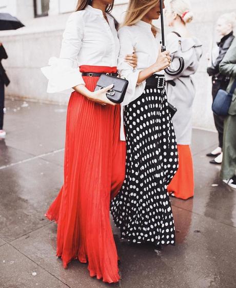 Look Falda Plisada Roja