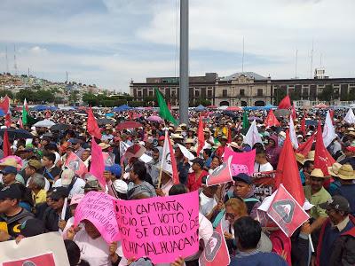 MOVIMIENTO ANTORCHISTA REBASA CONVOCATORIA EN TOLUCA