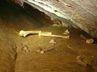 Maravillas subterráneas de la Sierra de Segura (V)