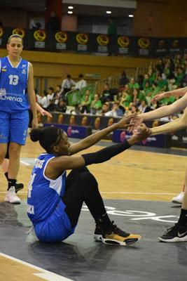 Galería de clics del Perfumerías Avenida-Ensino (cuartos de final de la Copa de la Reina de Salamanca)