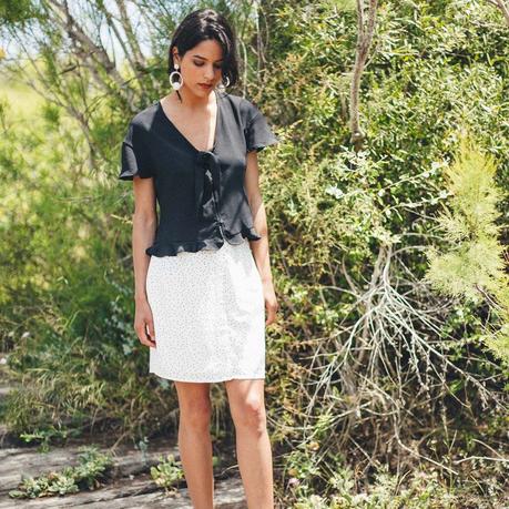 Falda Corta Con Camisa Blanca