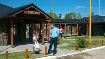 El gobierno establece un protocolo de prevención turística y ayuda a salas de teatro independientes