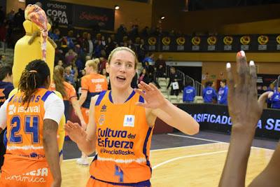 Galería de clics del Valencia Basket-CB Clarinos (cuartos de final de la Copa de la Reina de Salamanca)