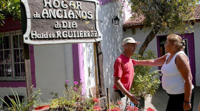 Limitan actividades en instituciones de adultos mayores