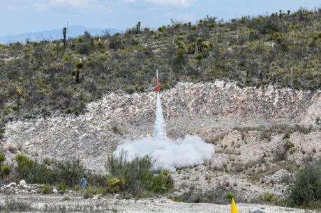Realizan lanzamiento de cohete aeroespacial  en Cabo Tuna, Charchas