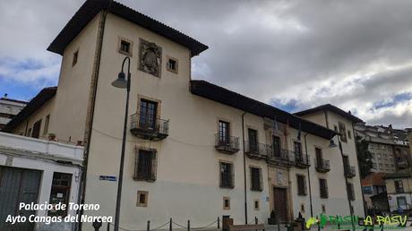 Plaza del Ayuntamiento de Cangas del Narcea