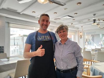 ATÚN EN SALSA DE TOMATE CON HUEVO FRITO AL ESTILO DE ABRAHAM GARROTE