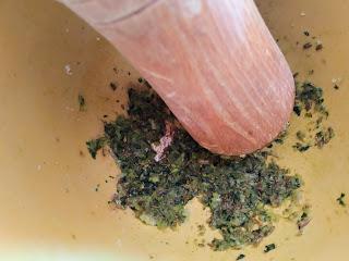 ATÚN EN SALSA DE TOMATE CON HUEVO FRITO AL ESTILO DE ABRAHAM GARROTE