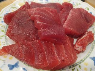 ATÚN EN SALSA DE TOMATE CON HUEVO FRITO AL ESTILO DE ABRAHAM GARROTE