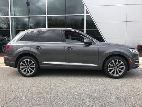 2018 Audi Q7 30 T Premium Plus