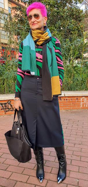 Jersey estampado y falda