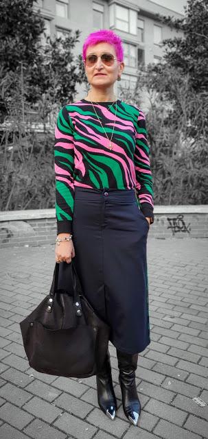 Jersey estampado y falda