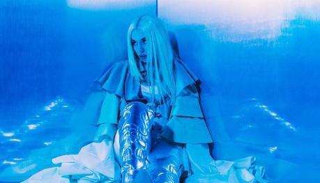 Nuevo single de Ava max