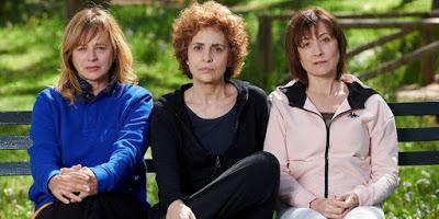 INVISIBLES (España, 2020) Vida normal