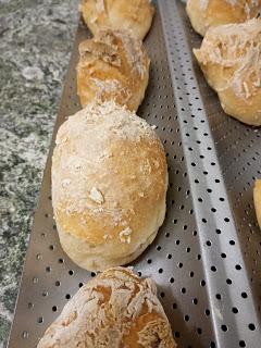 PANECILLOS VARIADOS SIN GLUTEN ( FERMENTACIÓN LENTA) PANECILLOS VARIADOS SIN GLUTEN ( FERMENTACIÓN LENTA)