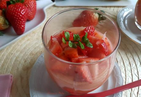 Crema de limón con fresones Crema de limón con fresones