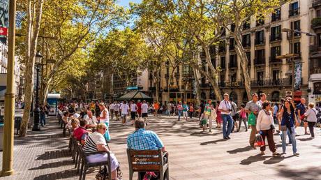 ¿En qué zona de Barcelona debo alojarme como turista?