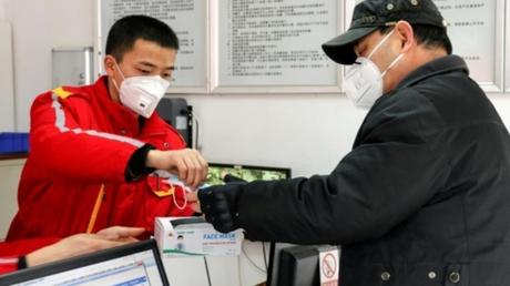 Contagio Social: Guerra de Clases Microbiológica