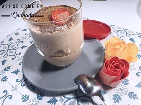 Tiramisú de fresas Tiramisú de fresas