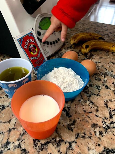 Muffins de Plátano ¿Cocinamos? Para cocinar en casa y con los peques cocinar thermomix con niños